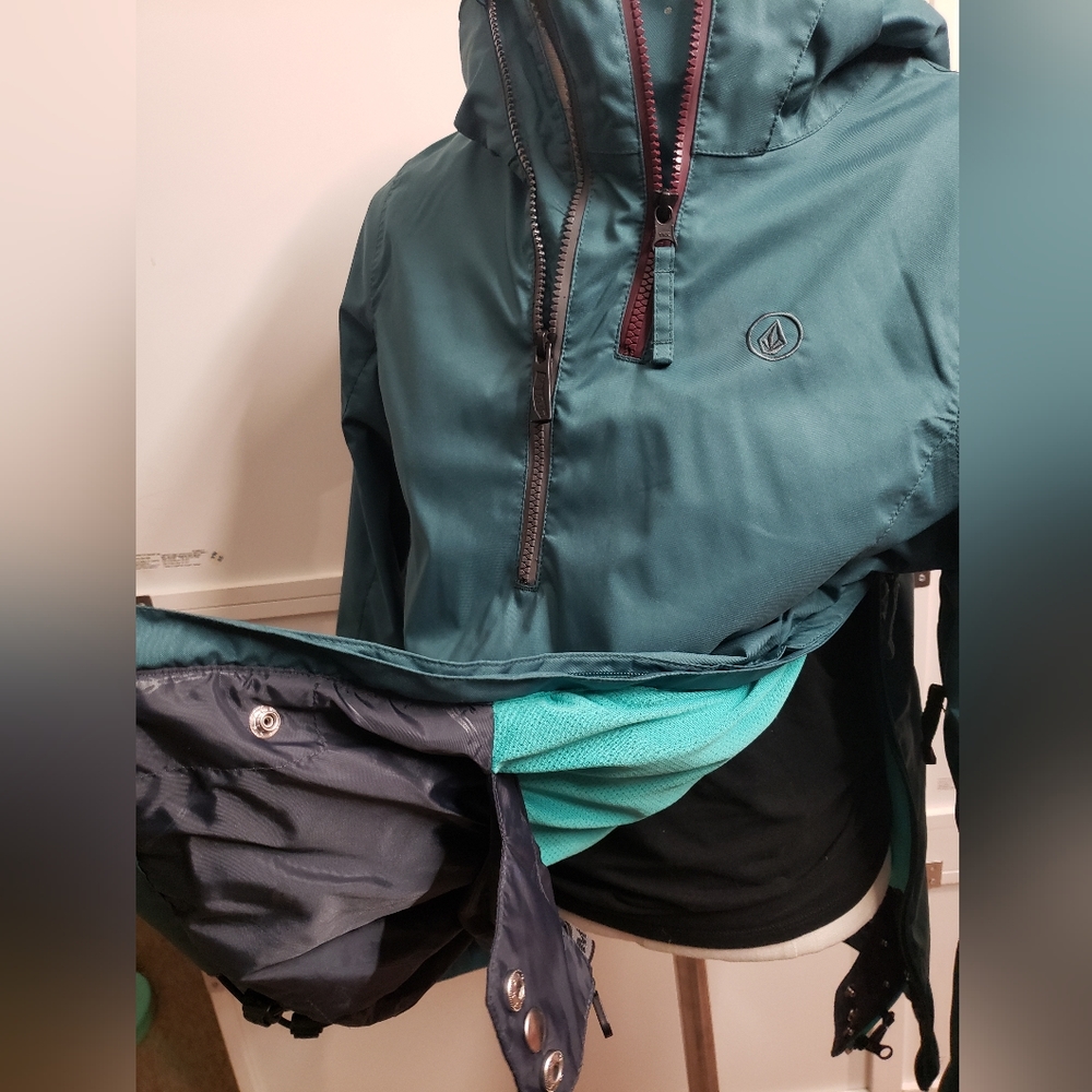 Volcom Anorak Jacket - Picture 2 of 4